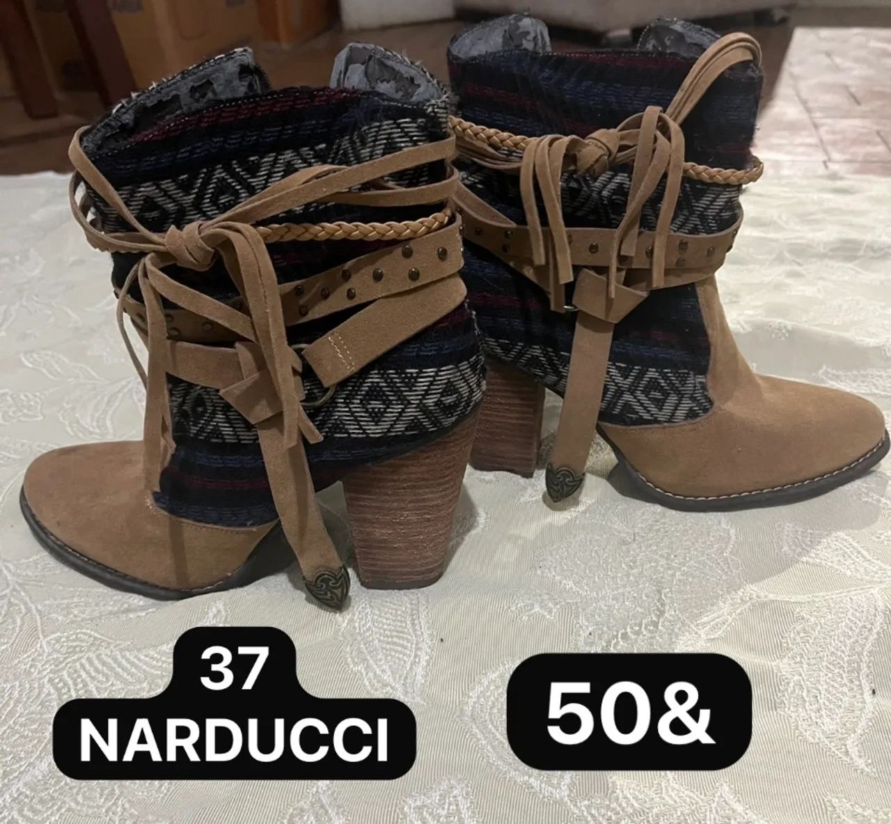 Sandálias e botas - Foto 3