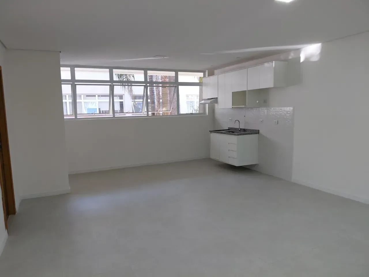 Apto novíssimo no Brooklin c/1 suite 1 vaga em condomínio com piscina ( leia descrição tot