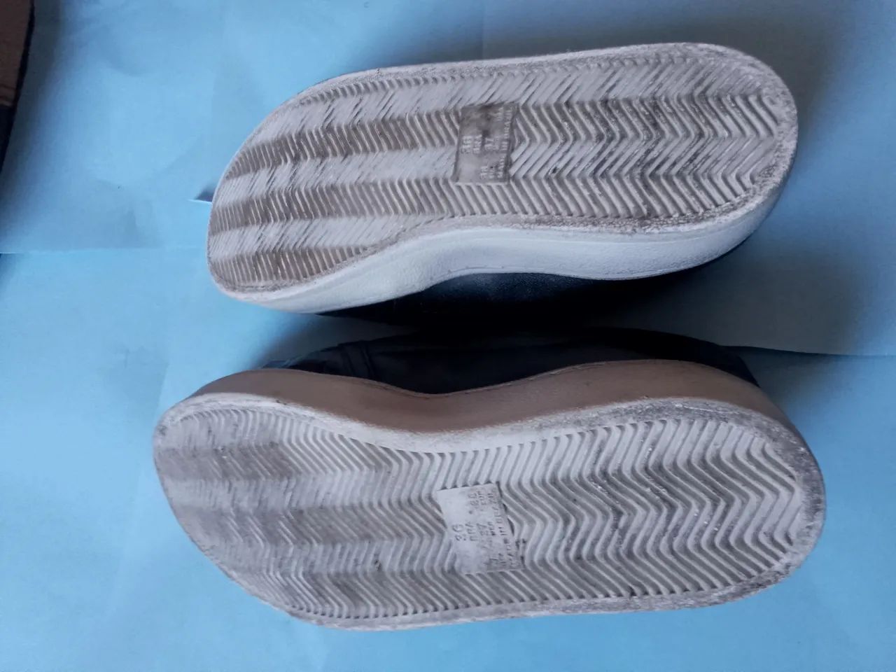Tênis Sem Cadarço Slip On Preto - Foto 4