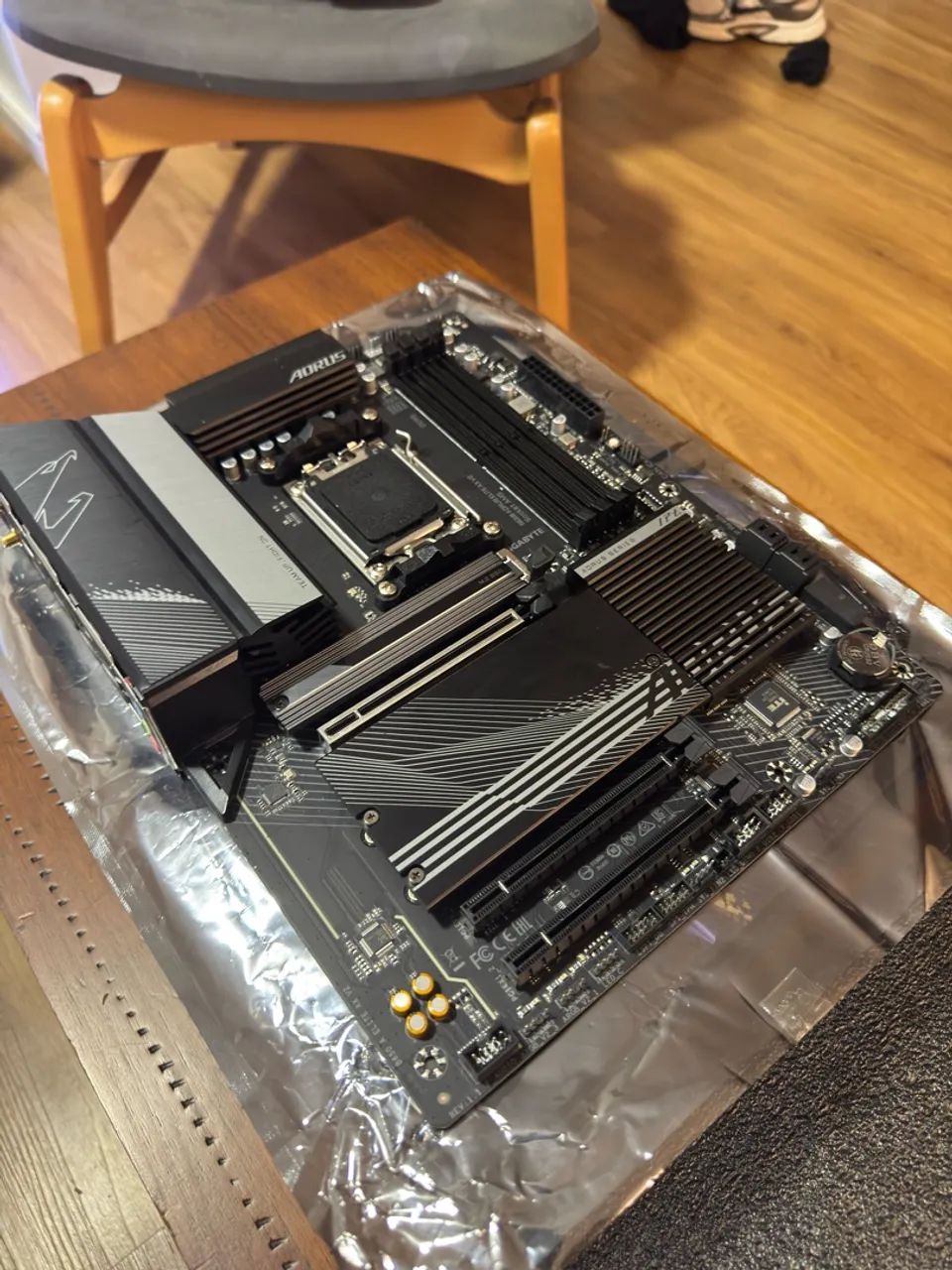 Placa mãe B650 Aorus Elite AX V2 - Foto 4