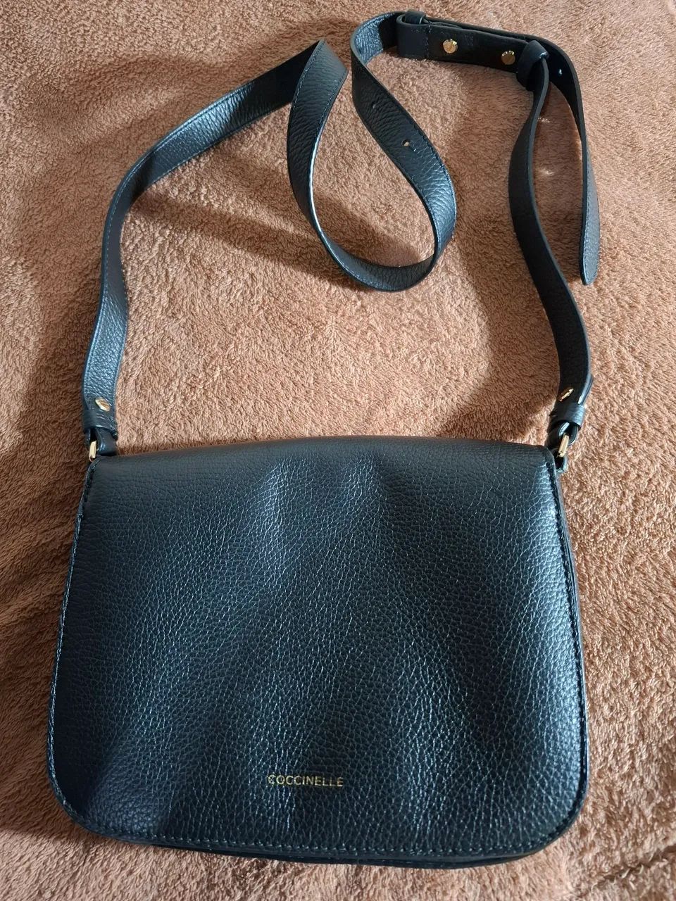 Bolsa Preta Coccinelle - Foto 3