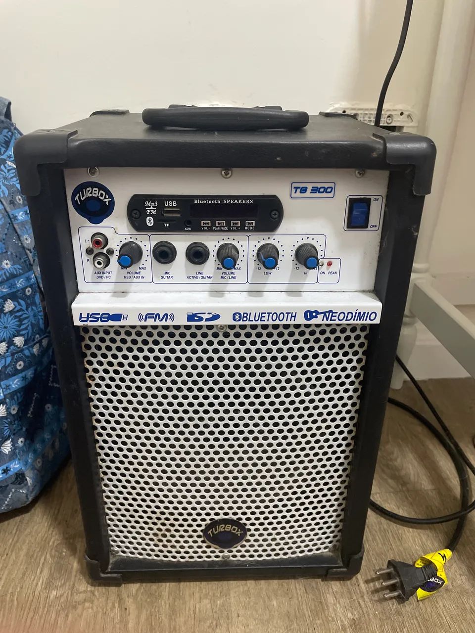 caixa de som turbox tb 300