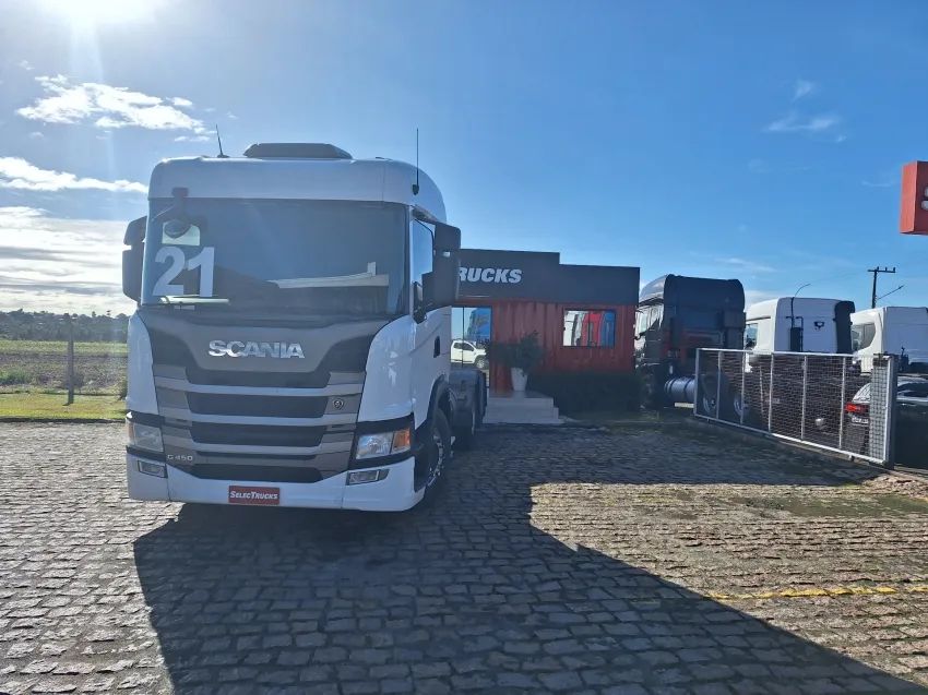 SCANIA G450.