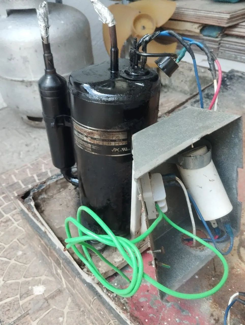 COMPRESSOR DE AR CONDICIONADO DE 9.000 BTU'S - Foto 4