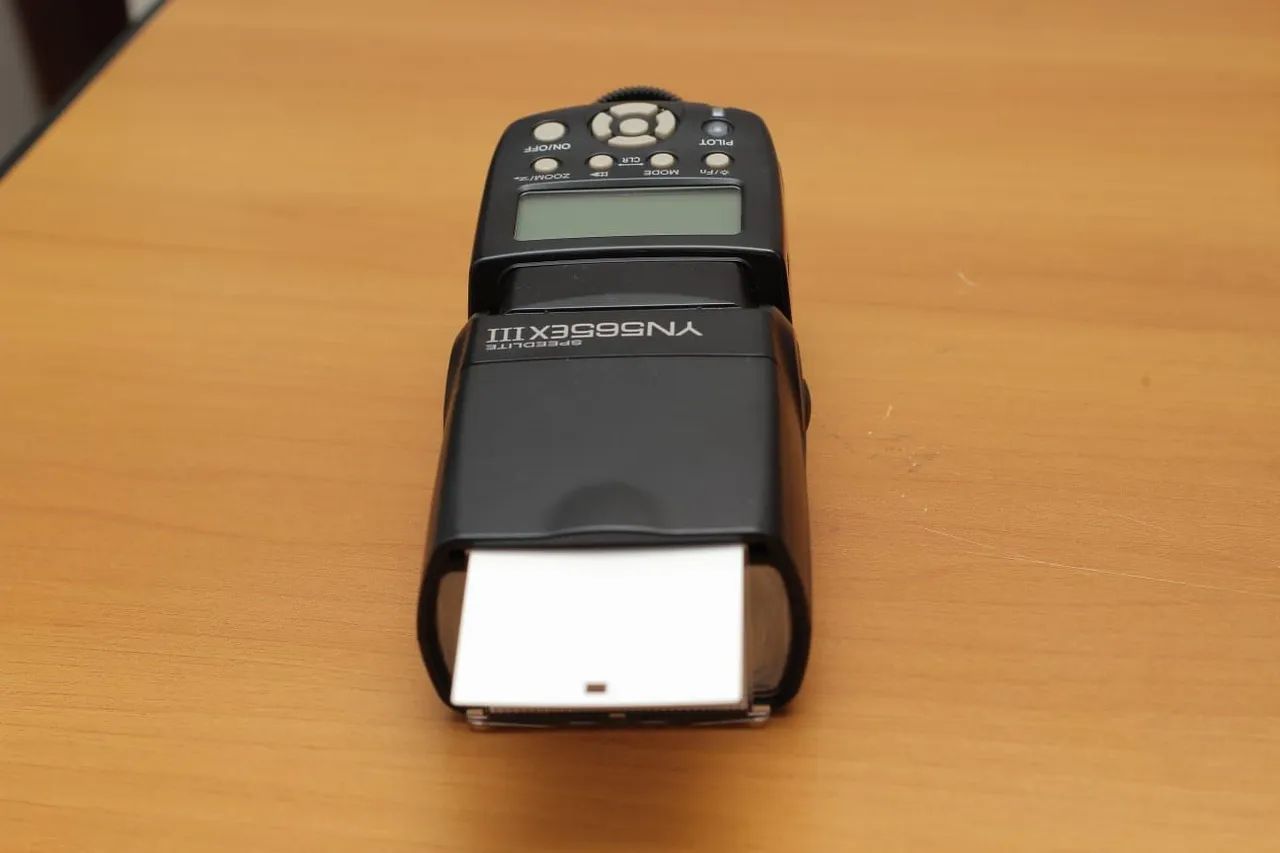 FLASH PROFISSIONAL - Yongnuo YN 565EX III - Foto 2