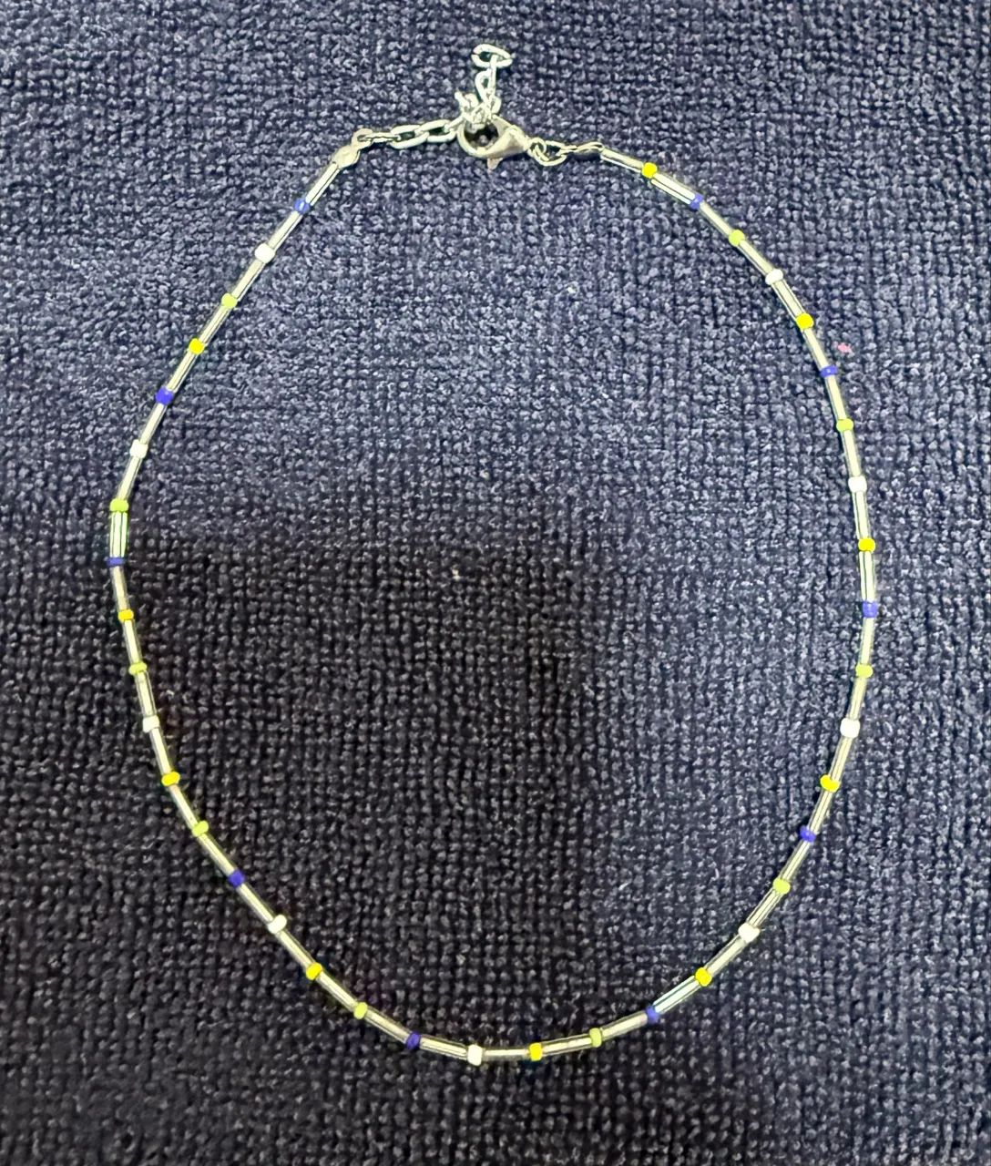 Choker colorida - branco, verde, amarelo e azul - Foto 2