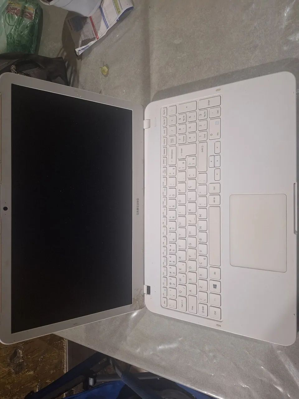 Vendo notebook Samsung c/ defeito - Foto 2