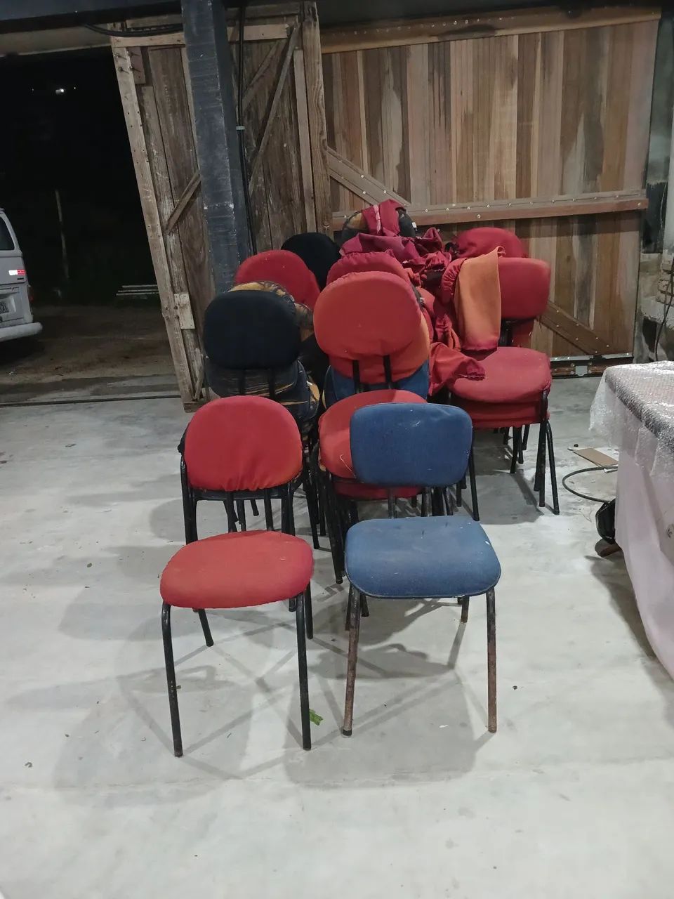 Cadeiras - Foto 2