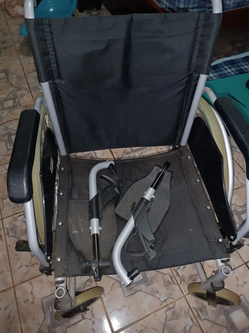 Cadeira de rodas  - Foto 3