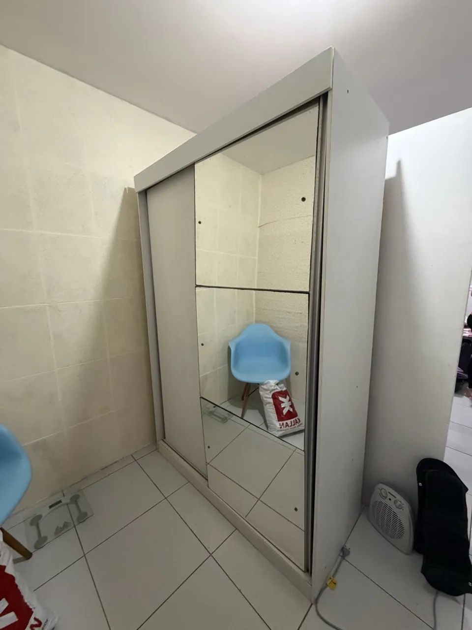 guarda-roupa solteiro