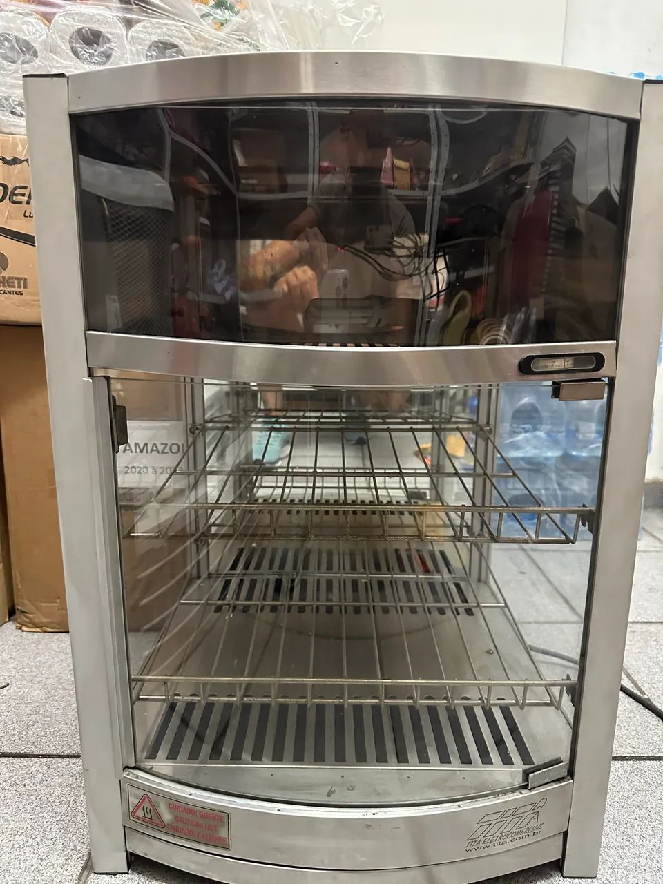 Vendo estufa de salgados pouco uso