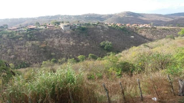 Área de 10 hectares para loteamento-escriturada- no centro de Gravatá-PE