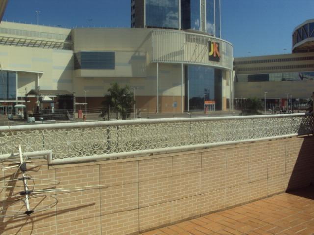 QNM 34 - Frente ao Shopping JK