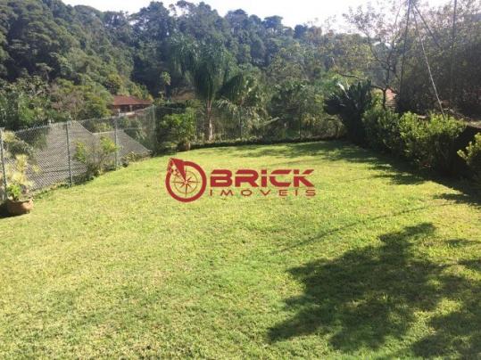 Ótima casa mobiliada para locação com 4 quartos sendo 1 suíte em condomínio no Comary. - Foto 3