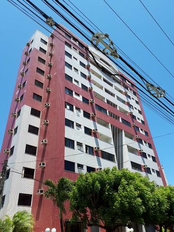 3 quartos, 2 suítes, 2 vagas. Av. Rui Barbosa