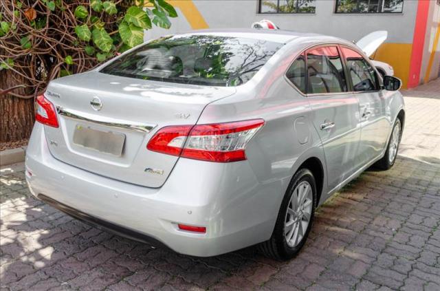 Nissan Sentra 2.0 sv 16v - Foto 3