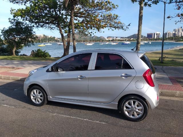 Picanto EX, c/Teto Solar, Automático, 4 Pneus Zero (Dunlop) trocados 09/2019, Bateria Nova