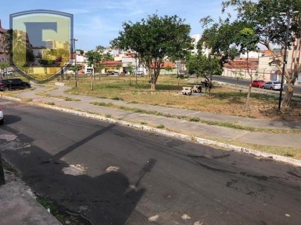 72 - (72) No Renascença, ideal para empresas!