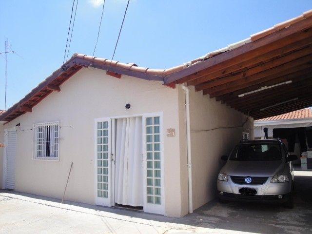Casa com 2 dormitórios no Mary Dota