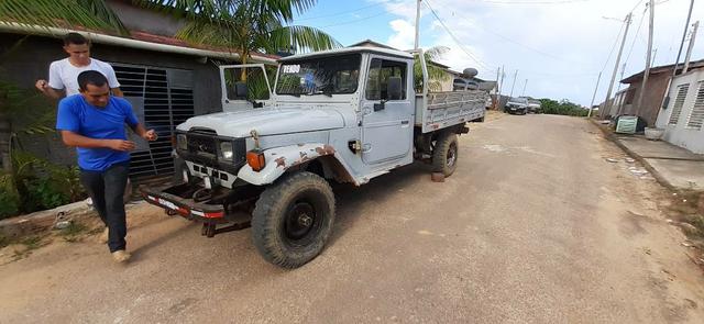 Toyota Bandeirante Ano. 89-R$:21 a Vista ou 24 se for troca.Esta em Sena Madureira-Acre - Foto 5