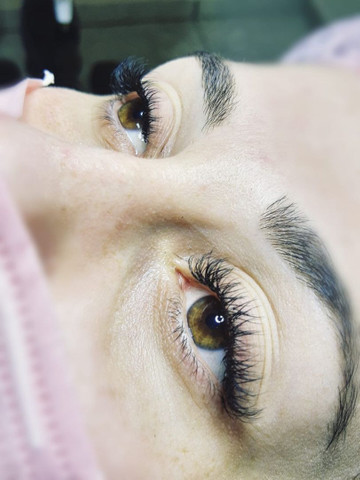 Procuro modelos para alongamento de cílios - Foto 2
