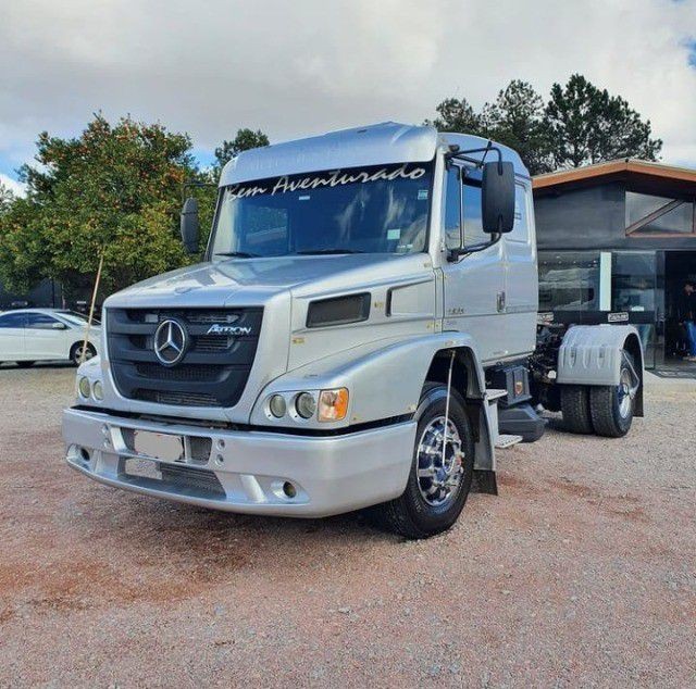 MERCEDES BENZ 1635