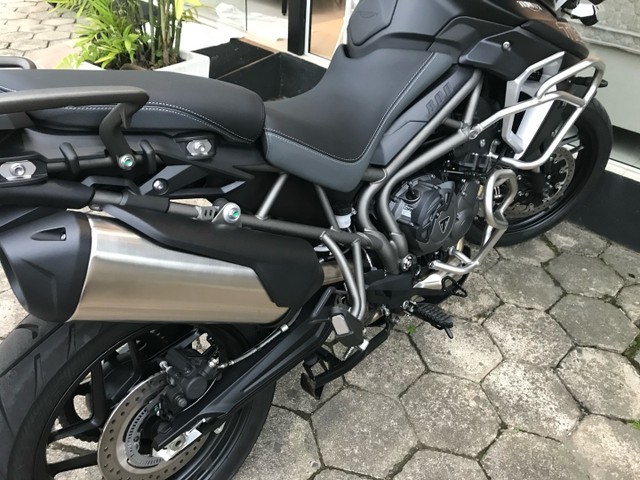TRIUMPH TIGER 800 XRT NOVA
