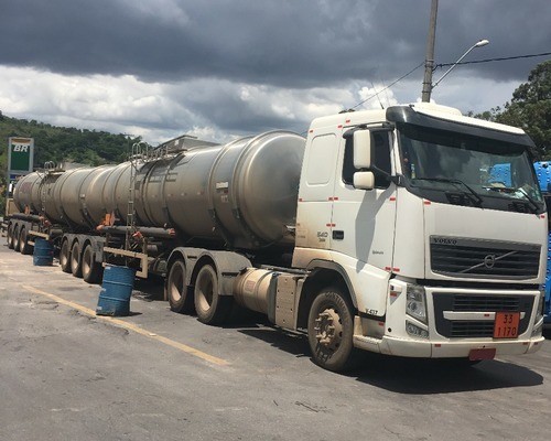 VOLVO FH 540 TANQUE BITREM