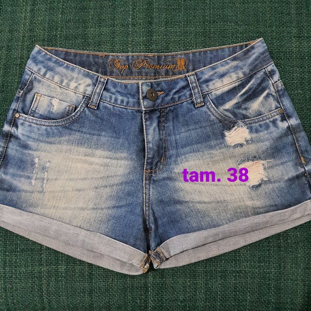 04 Shorts jeans em ótimo estado 