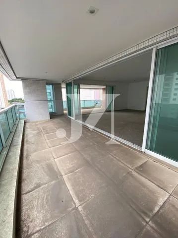 Apartamento de 244m², 4 Dormitórios com 3 Suítes e 5 Vagas no Condomínio Edifício Unique - Foto 2