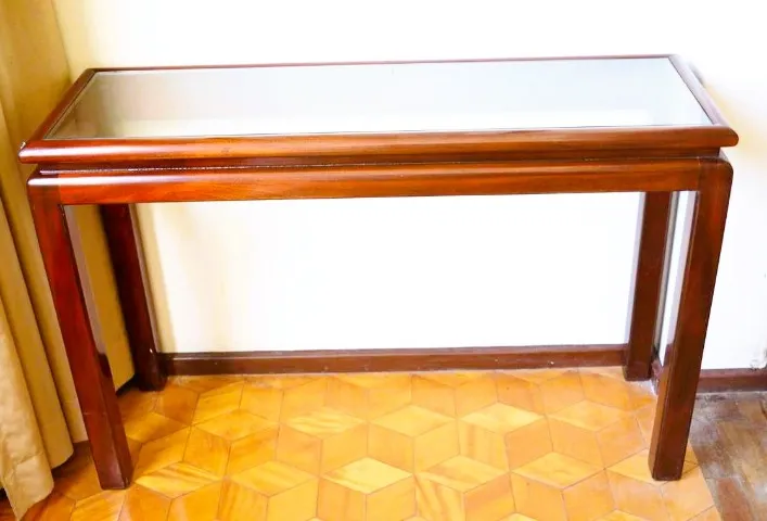 Console aparador estilo contemporâneo madeira Tampo embutido vidro translucido *Descrição