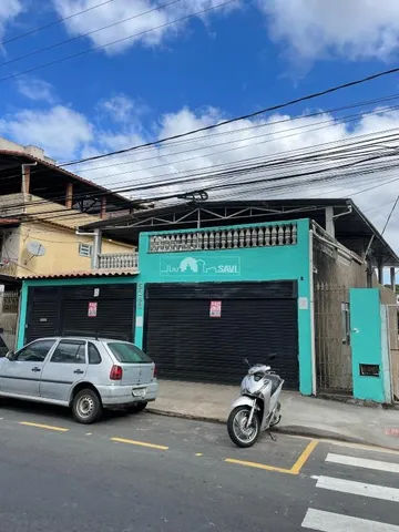 Casa Comercial para aluguel, com garagem, Centro - Juiz de Fora/MG. Pode ser alugada para