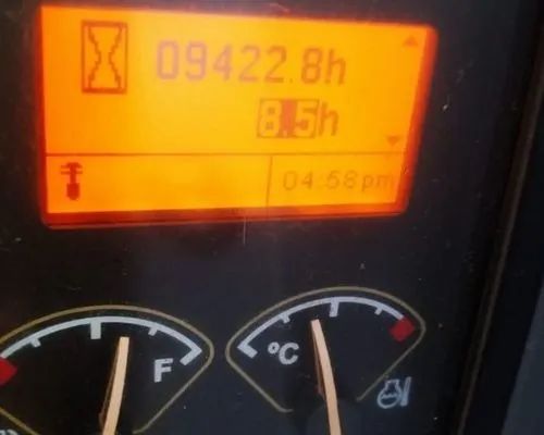 Miniescavadeira Volvo ECR88 2015 - Foto 5