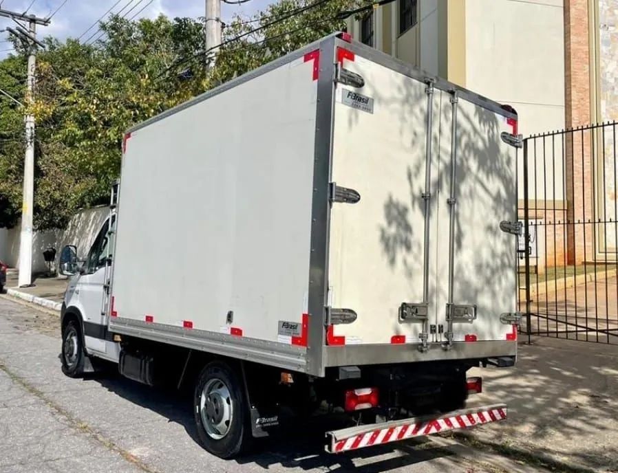 Iveco Bau Refrigerado 2015 - Foto 5
