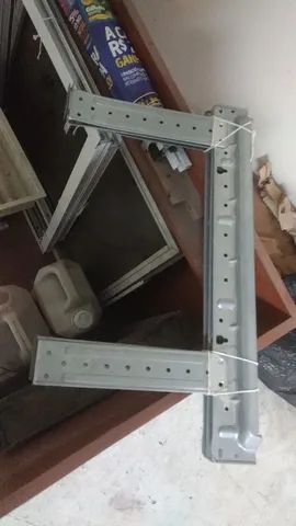 Suporte ar cond tipo Split, 3u, metal, bom estado. - Foto 4