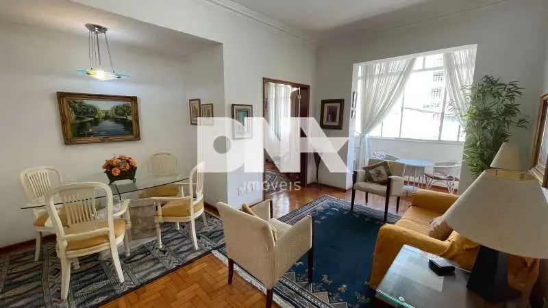 Apartamento - / Residencial / Copacabana