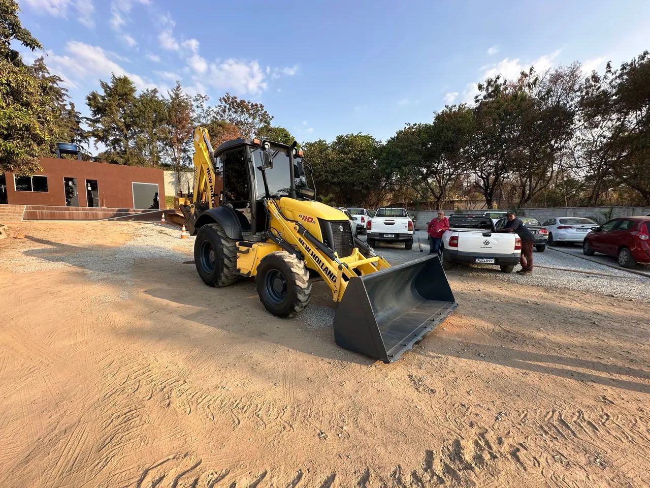 Retroescavadeira New Holland B110 2018 4X4  - Foto 4