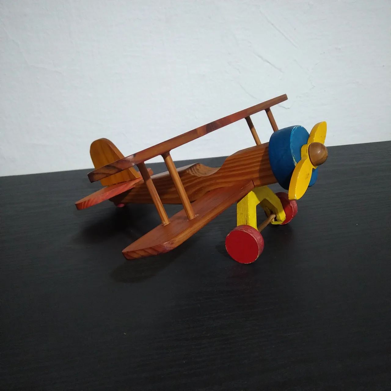 Avião de madeira para criança - Foto 2