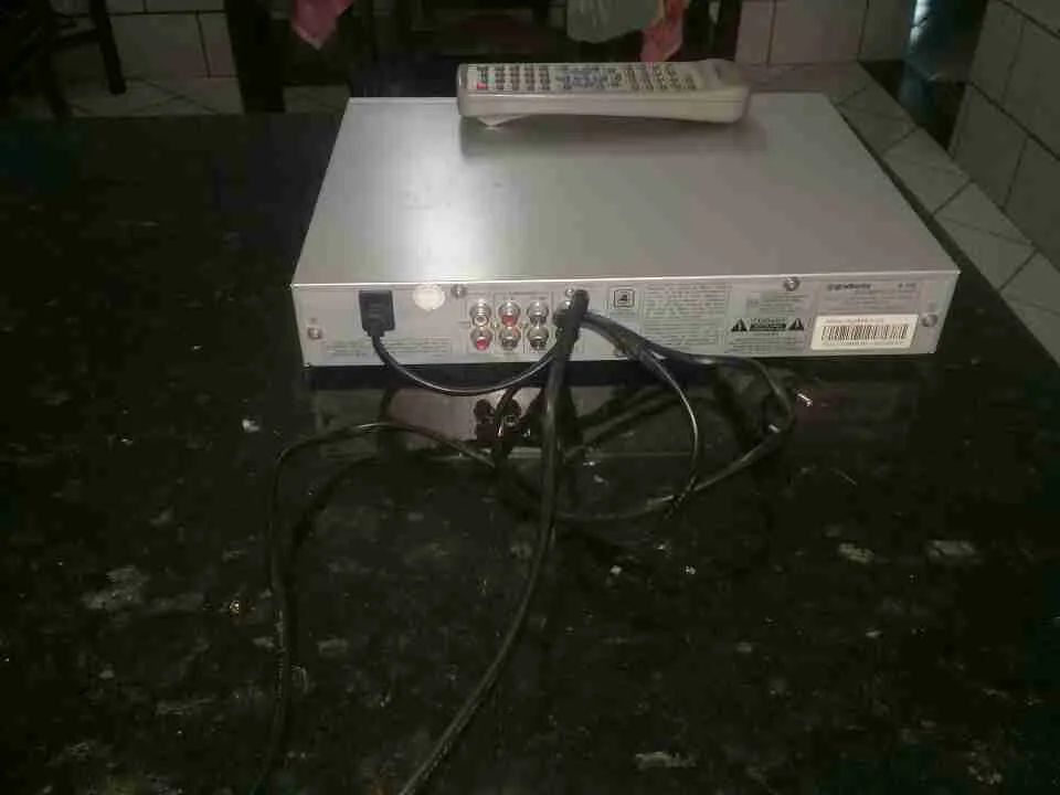 CD, DvD e MP3 Gradiente d202 novinho - Foto 2