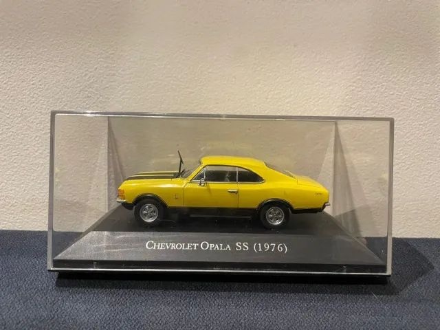 Miniaturas a venda - Fusca 1961 e Opala SS 1976
