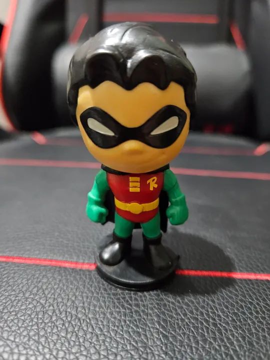 Boneco Robin promoção Bob's - Foto 2