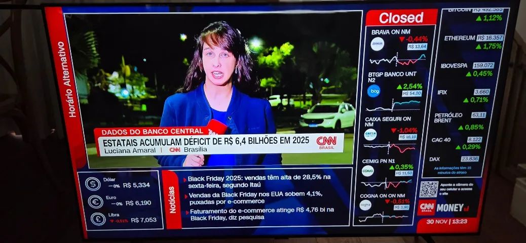 Smart TV Samsung 55 4K Crystal TU8000GXZD - Ótimo estado, Tela perfeita, pouco uso - Foto 2