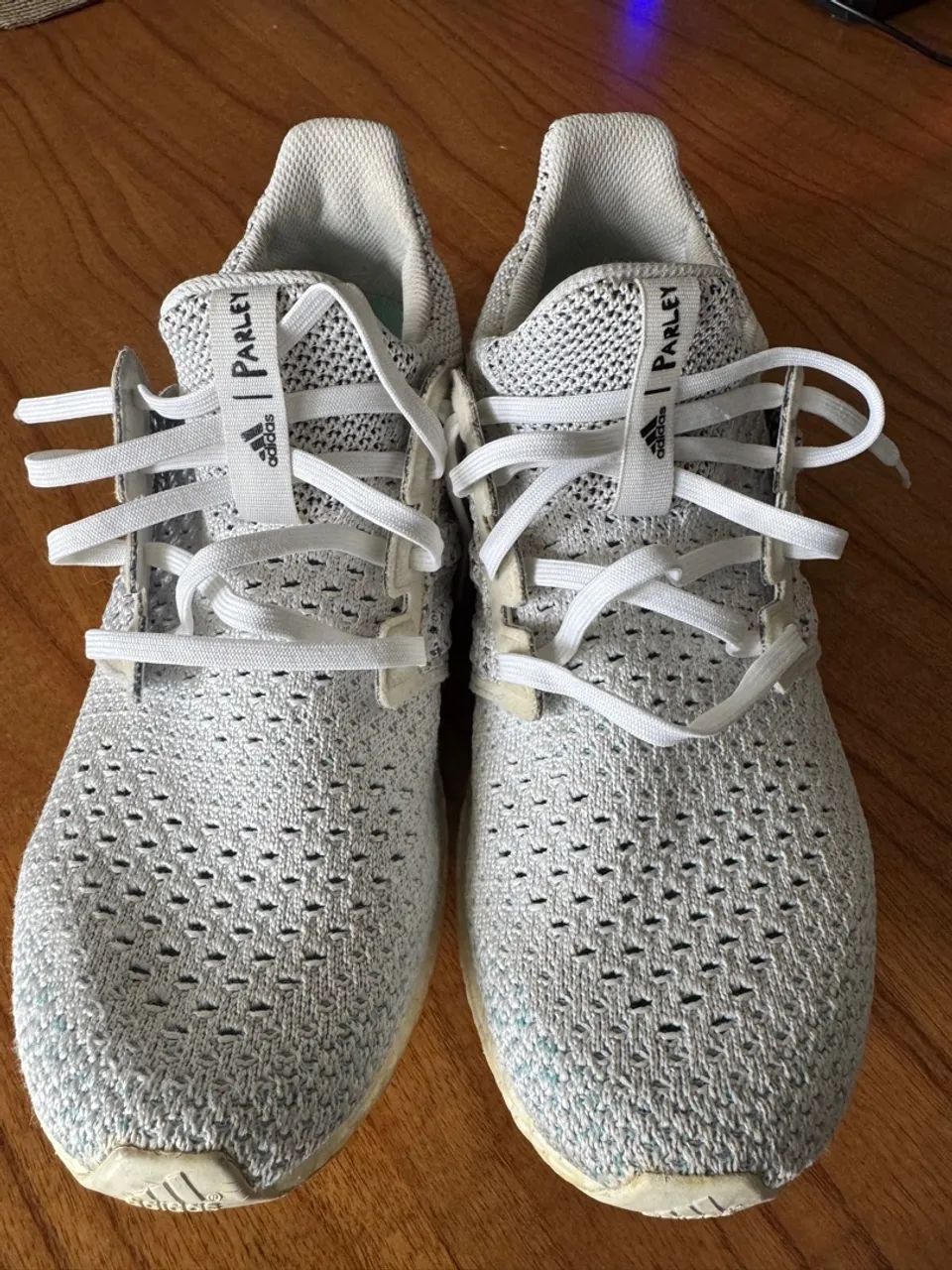 Tênis Adidas Ultraboost Parley tam 41  - Foto 2