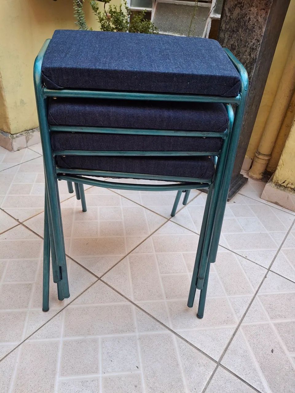 Conjunto de 6 banquetas estofados jeans - Foto 3