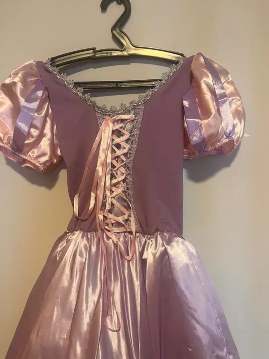 Fantasia de Princesa Rapunzel Infantil - Foto 5