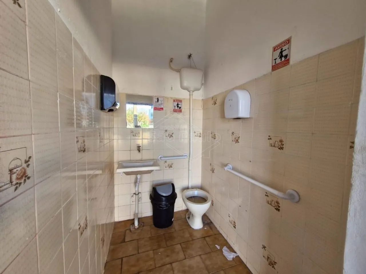 Venda de Comercial / Salão na cidade de Araraquara - Foto 6