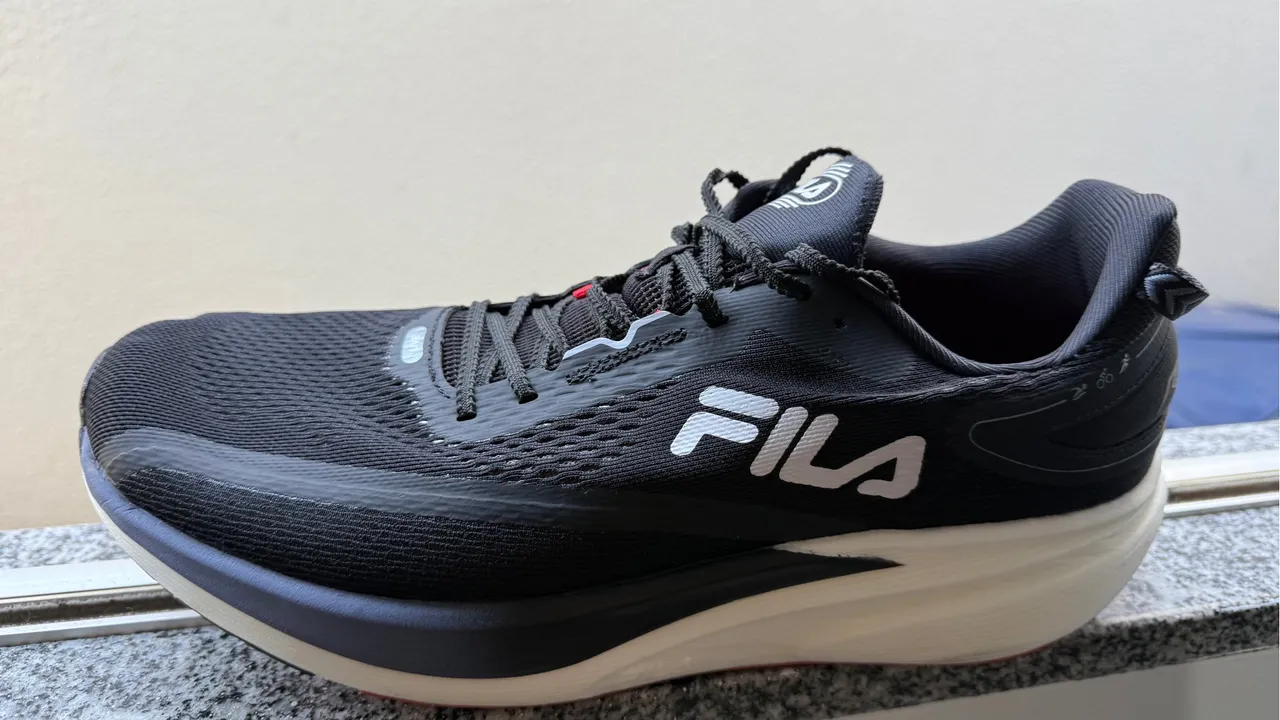 Tênis fila racer T2 xtreme