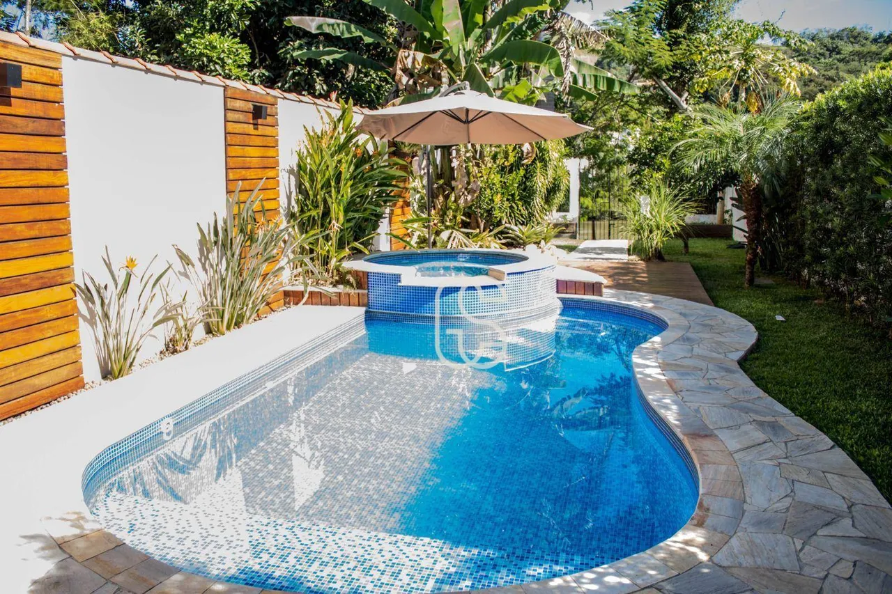 Sobrado com 3 dormitórios à venda, 172 m² por R$ 1.380.000,00 - Itapema - Guararema/SP
