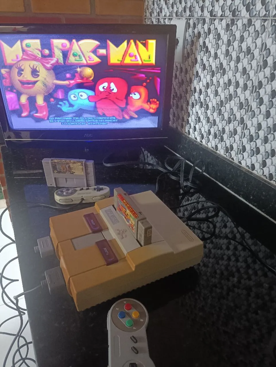 Super Nintendo (SNES) com Jogos e 1 controle