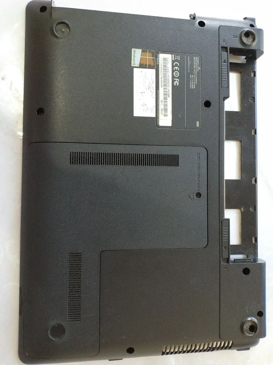 Tampa Inferior Notebook Samsung NP300E4C